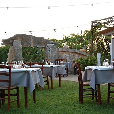Agriturismo Il Megalite จัวร์ดิญาโน ภายนอก รูปภาพ