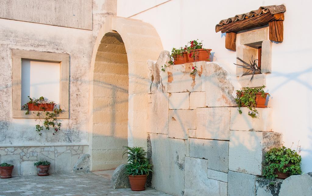 Agriturismo Il Megalite จัวร์ดิญาโน ภายนอก รูปภาพ