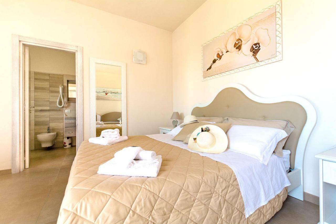 Agriturismo Il Megalite จัวร์ดิญาโน ภายนอก รูปภาพ